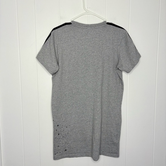 ✨ADIDAS Celestial T-Shirt Dress Relaxed Fit Oversized Gray Black Size XS Stars - Picture 4 of 7